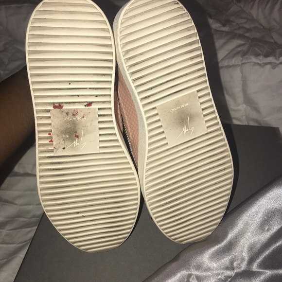 😍Giuseppe zanotti. Women snake skin sneakers... - Picture 3 of 7